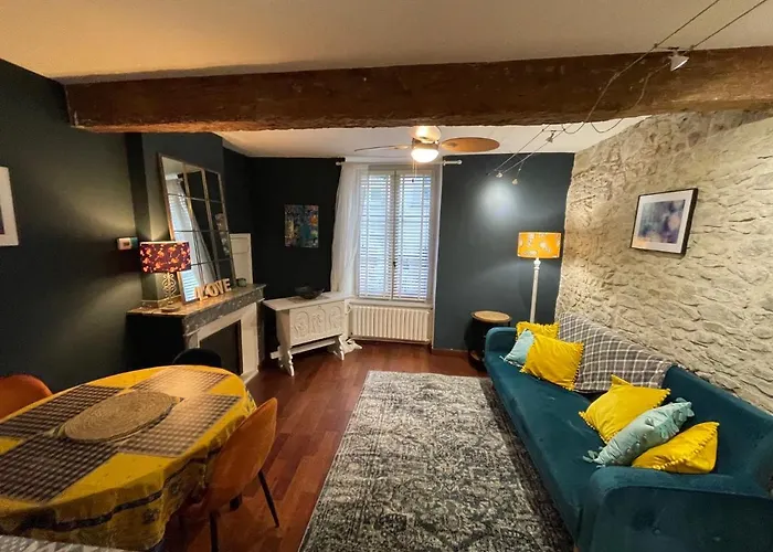 La Maison Des Chapeliers